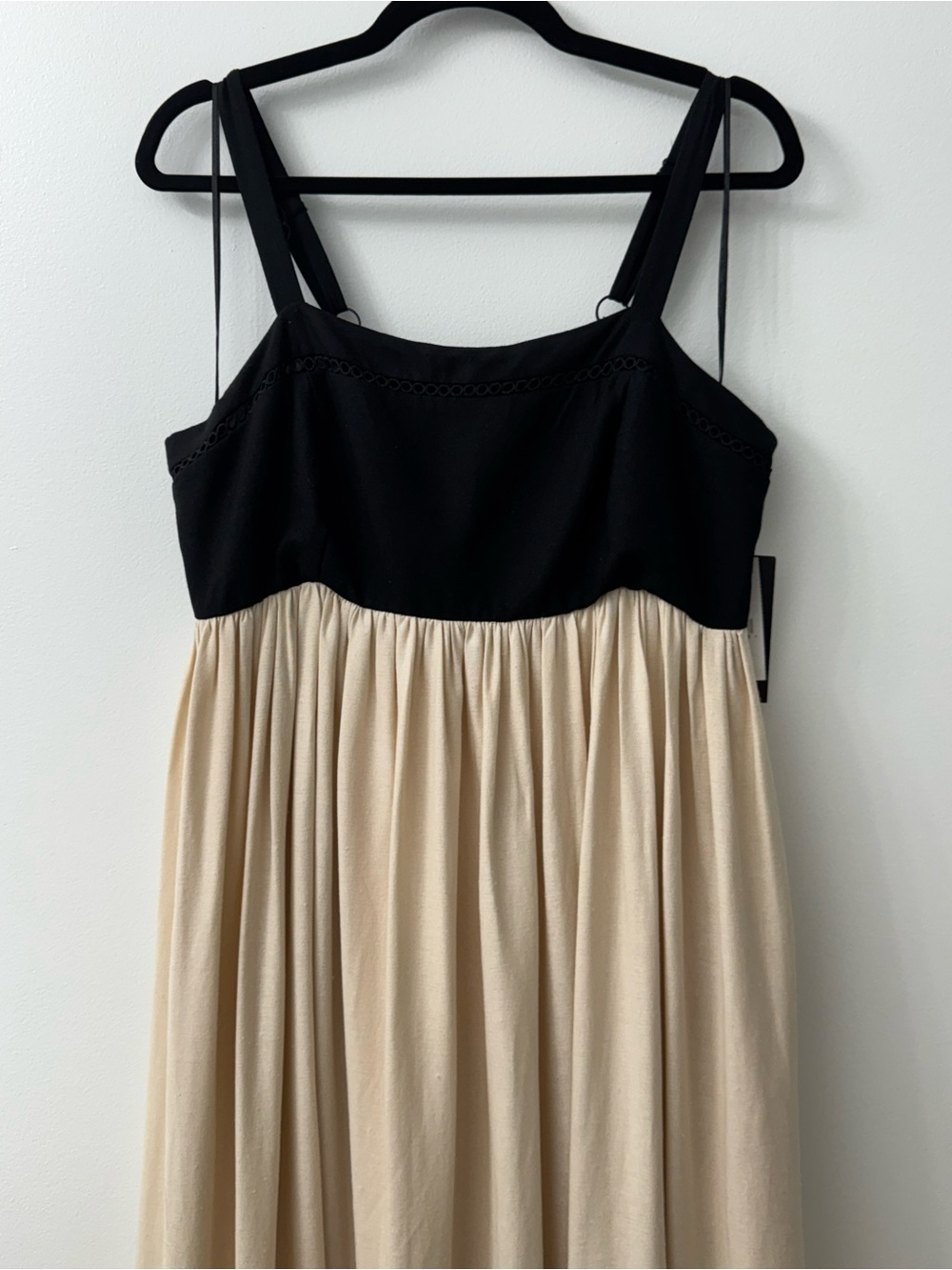 Black & Cream Two-Tone Spaghetti Strap Women's Dress